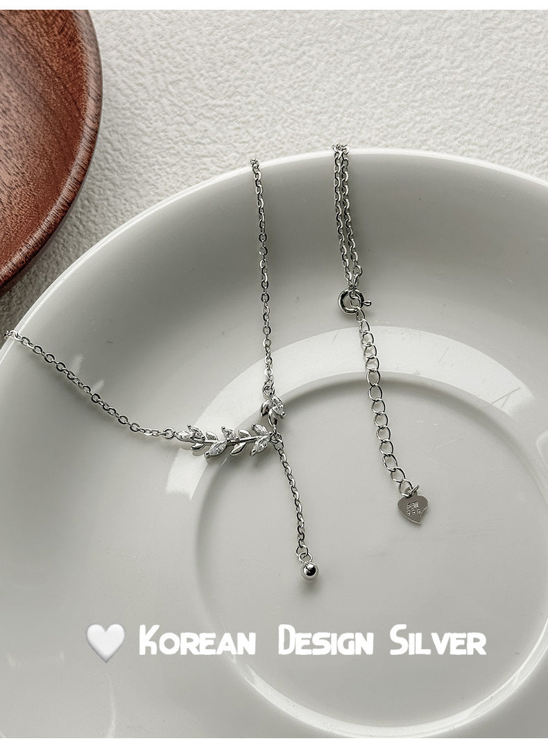 999 Silver Moon Harvest Necklace