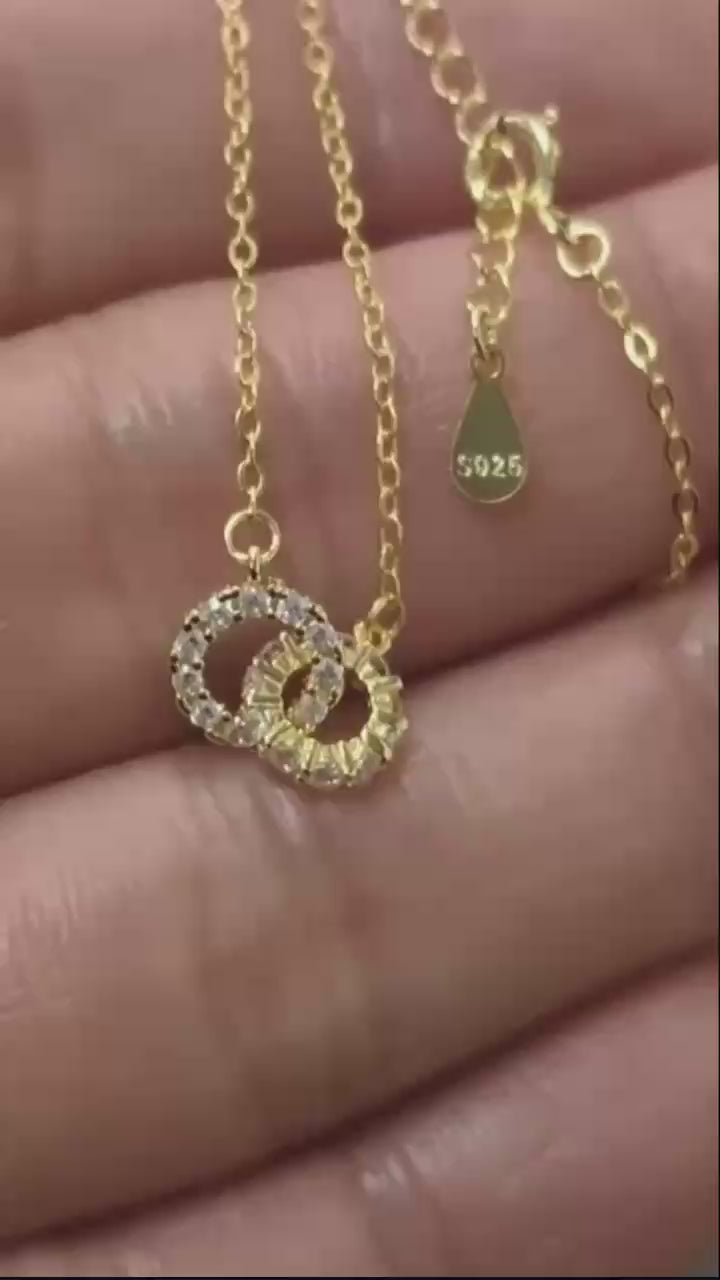 925 Sterling Silver Interlocking Pavé Circles Necklace